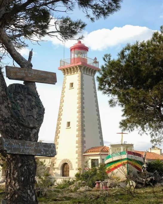 A 5Mn De La Reserve Africaine, Charmante Maison De Village Avec Patio Sigean Exteriör bild
