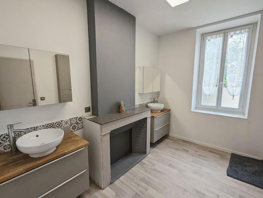 A 5Mn De La Reserve Africaine, Charmante Maison De Village Avec Patio Sigean Exteriör bild