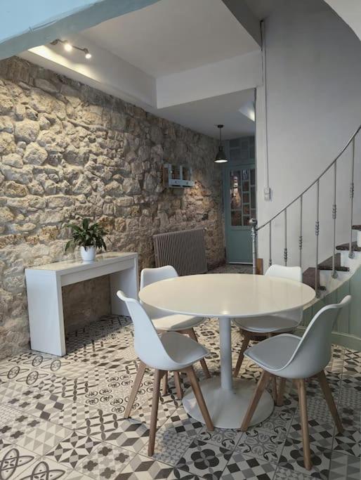 A 5Mn De La Reserve Africaine, Charmante Maison De Village Avec Patio Sigean Exteriör bild